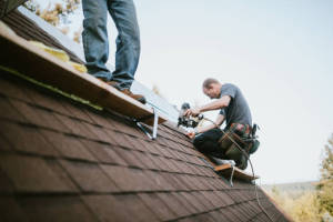Local Roofers in Central Vly, CA
